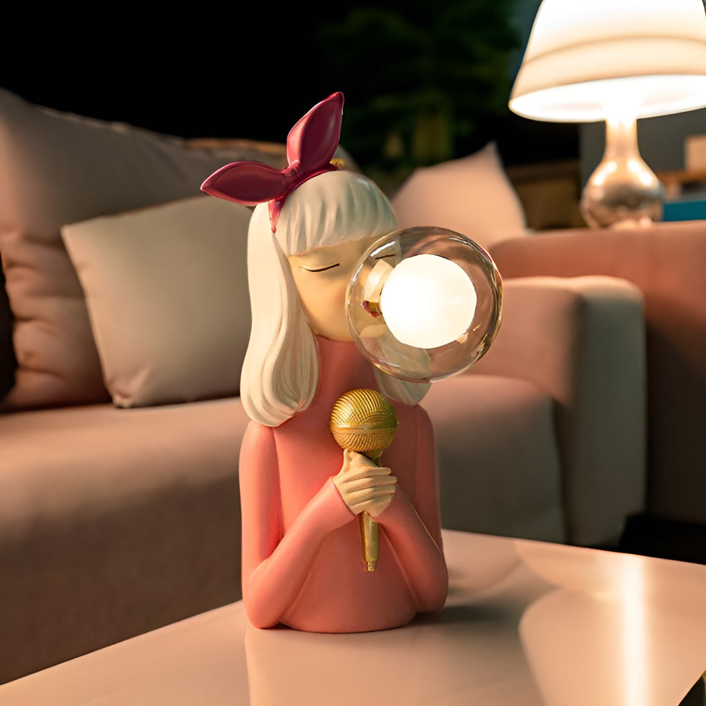 Tischlampe mit Cartoon Mädchen Statuen – Charmantes Quartett LED Dekorativ Für Kinderzimmer/Wohnzimmer