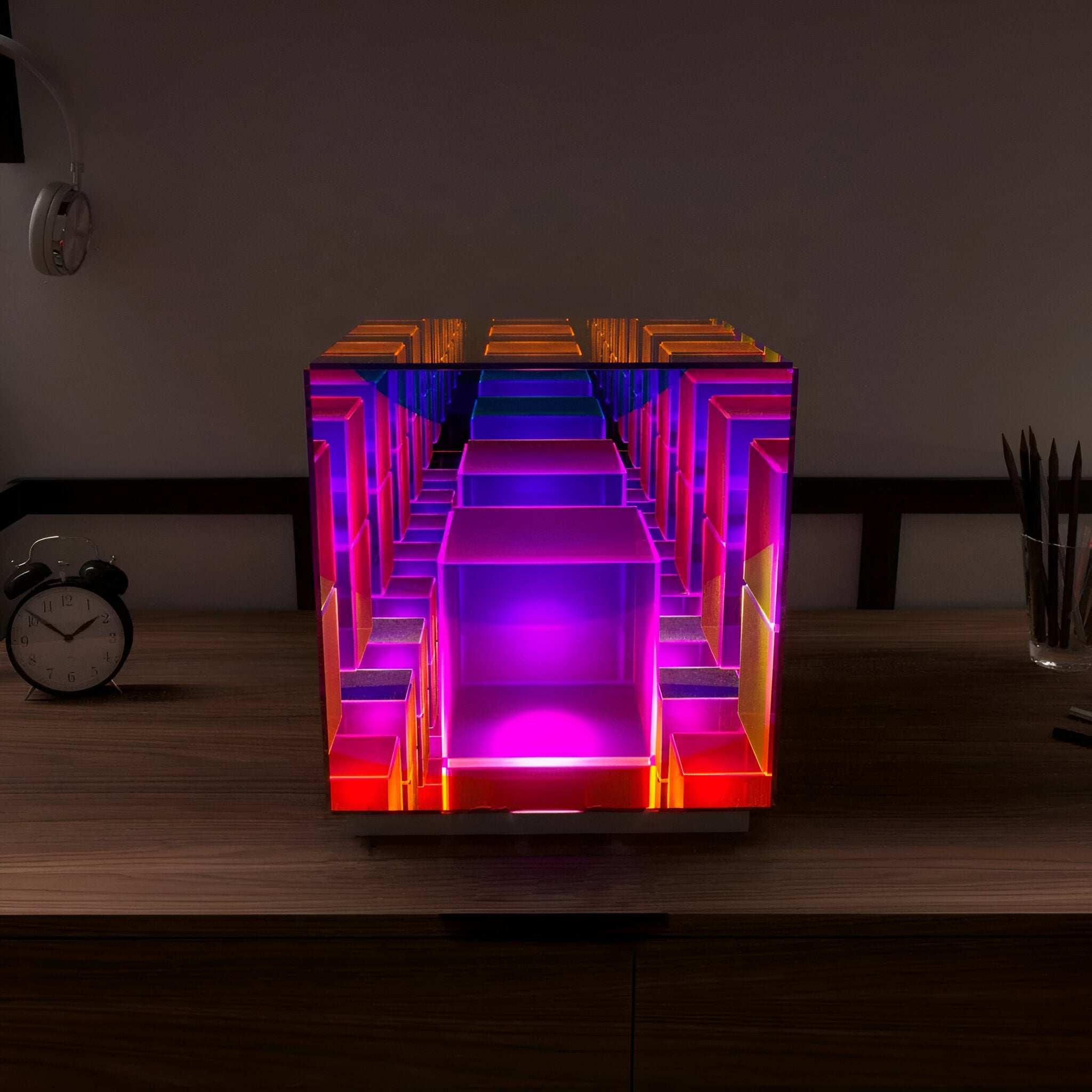Cube Tischlampe - Regenbogen Acryl LED Lampe mit 3D Illusion